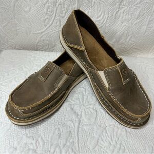 Ariat Cruiser Brown Bomber Slip-On Loafers with Moc-Toe Design